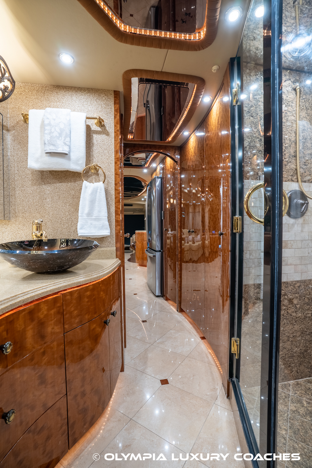 2008 Prevost Millennium H3-45 For Sale