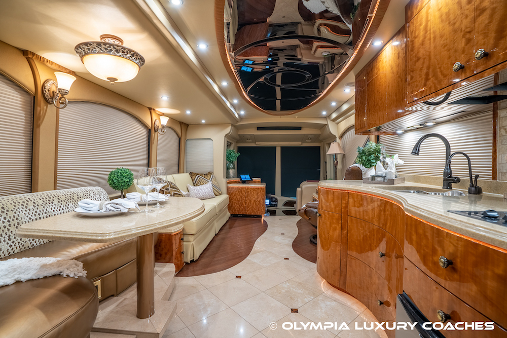 2008 Prevost Millennium H3-45 For Sale