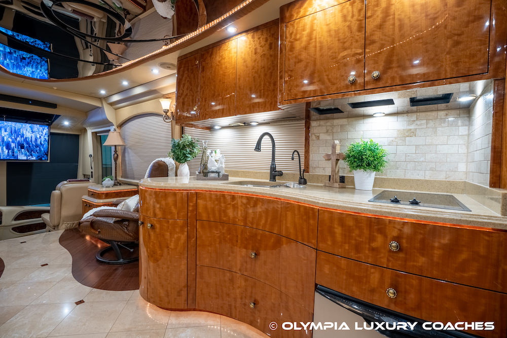 2008 Prevost Millennium H3-45 For Sale