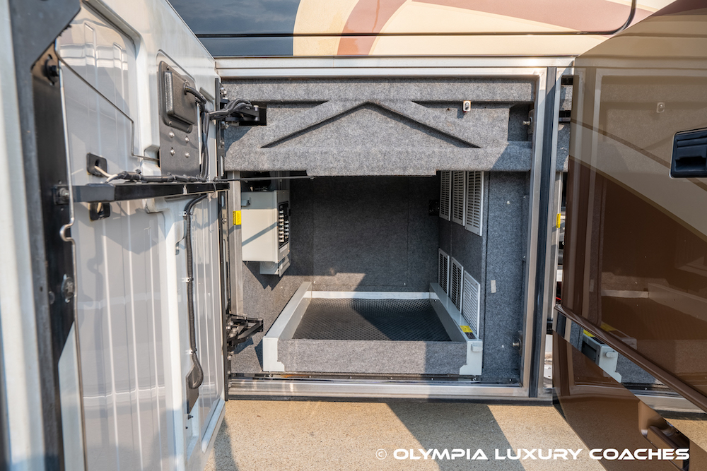 2008 Prevost Millennium H3-45 For Sale