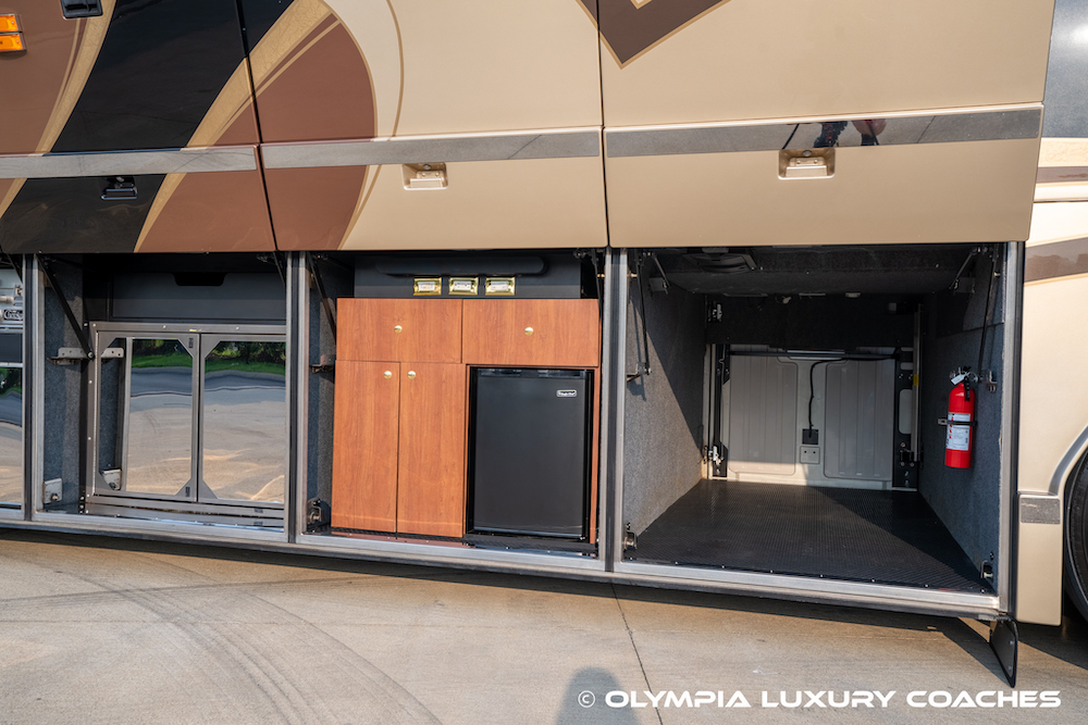 2008 Prevost Millennium H3-45 For Sale