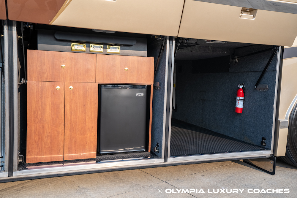 2008 Prevost Millennium H3-45 For Sale