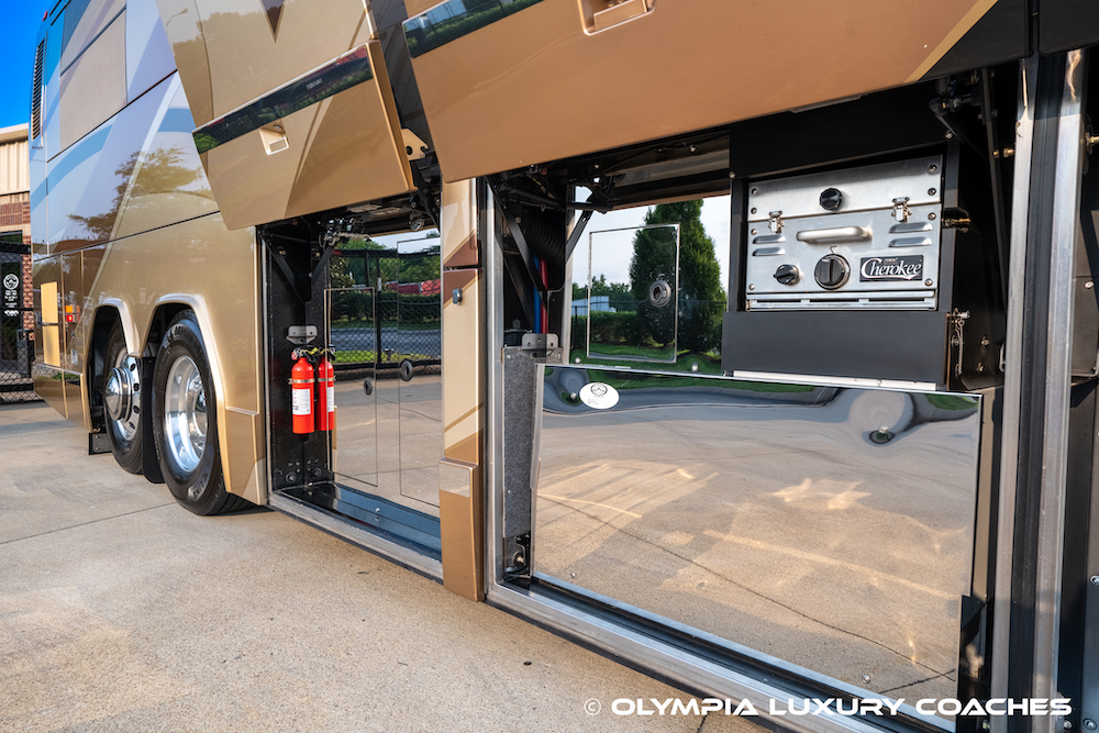 2008 Prevost Millennium H3-45 For Sale