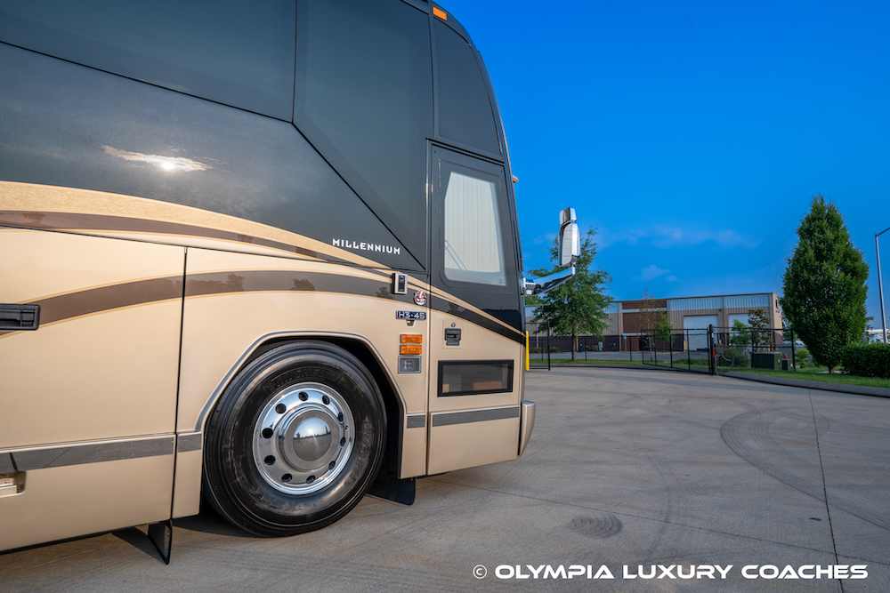 2008 Prevost Millennium H3-45 For Sale