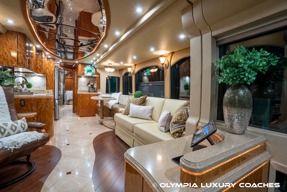2008 Prevost Millennium H3-45 For Sale