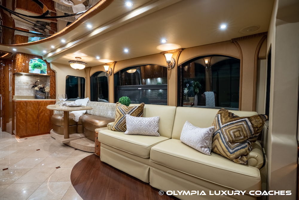 2008 Prevost Millennium H3-45 For Sale