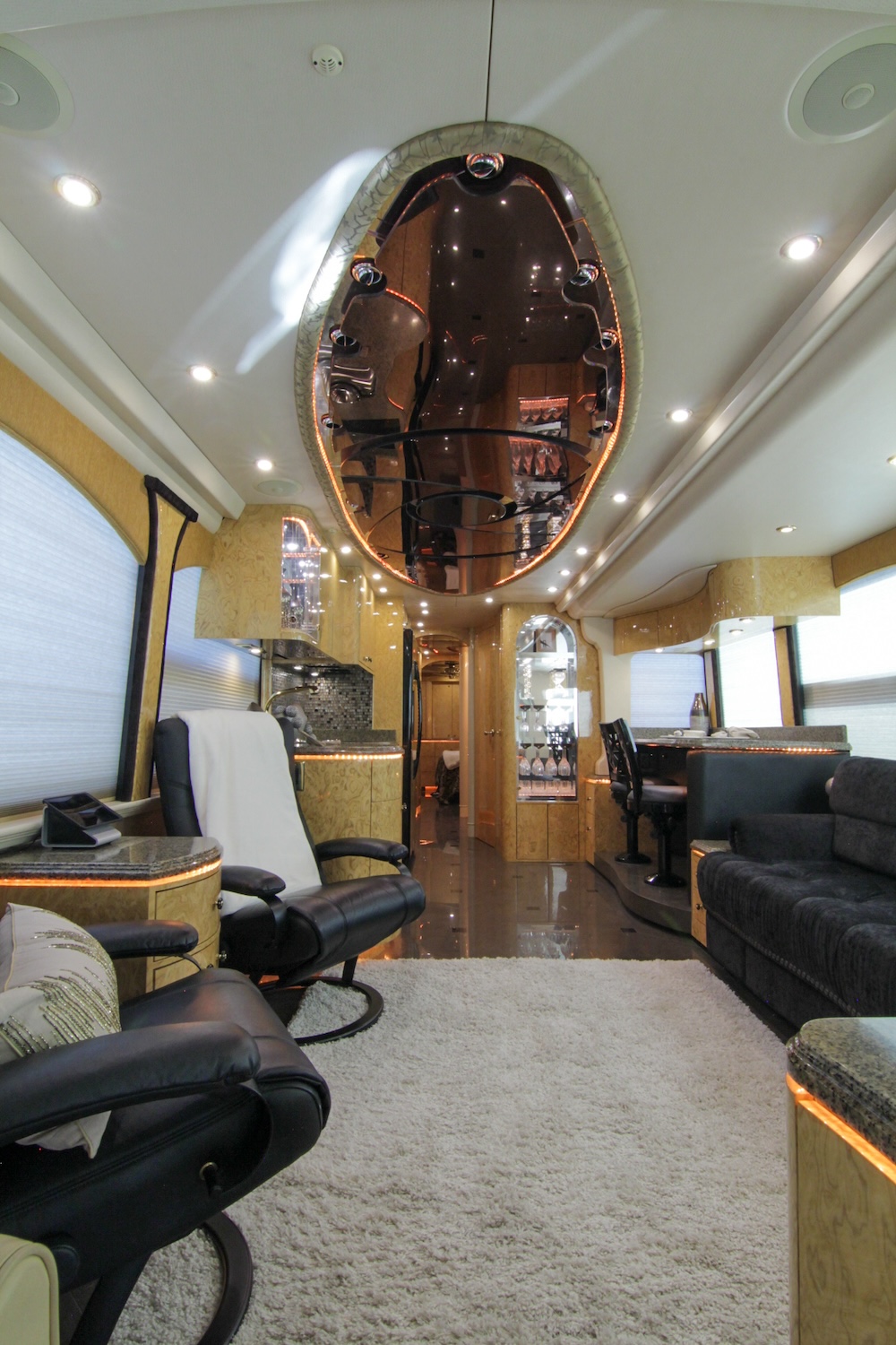 2008 Prevost Millennium  H3-45 For Sale