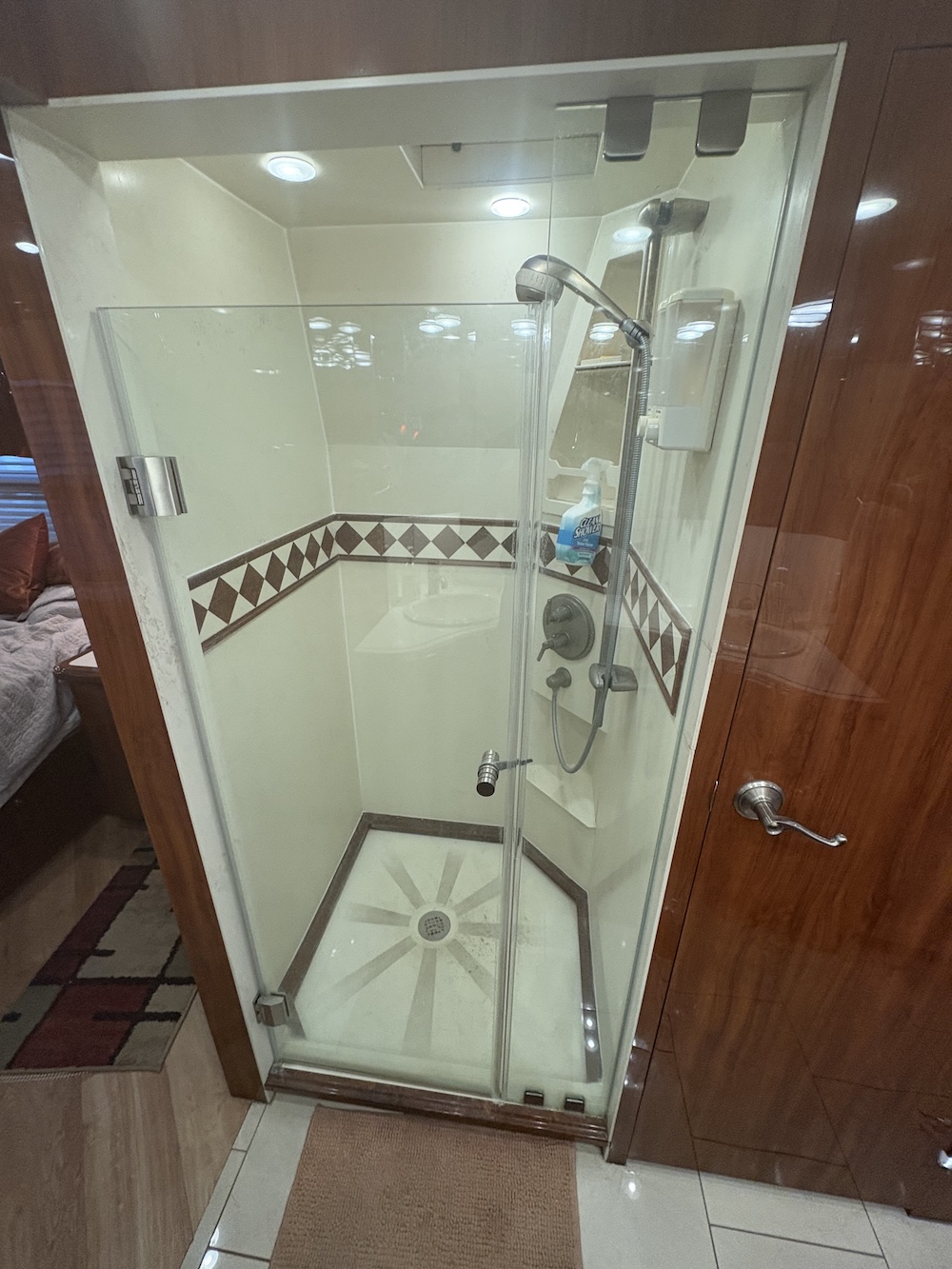 2008 Prevost Parliament H3-45 For Sale