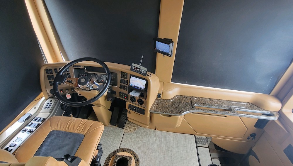2008 Prevost Parliament XLII For Sale