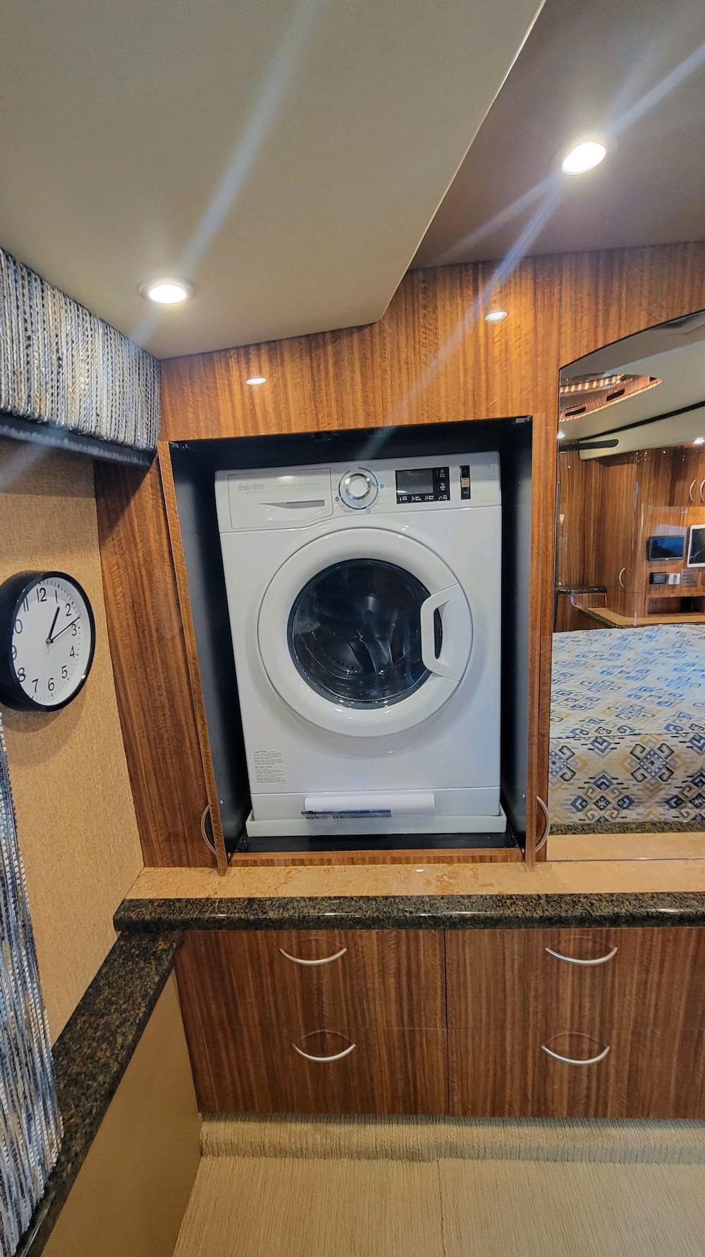2008 Prevost Parliament XLII For Sale