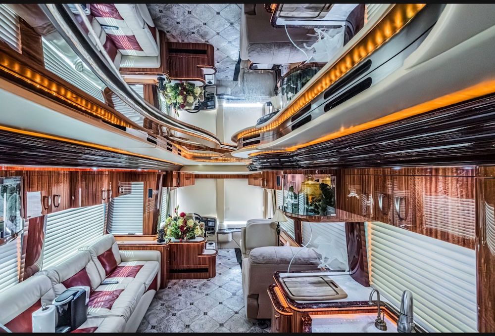 2008 Prevost Parliament XLII For Sale
