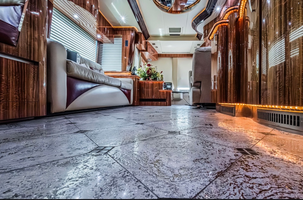 2008 Prevost Parliament XLII For Sale