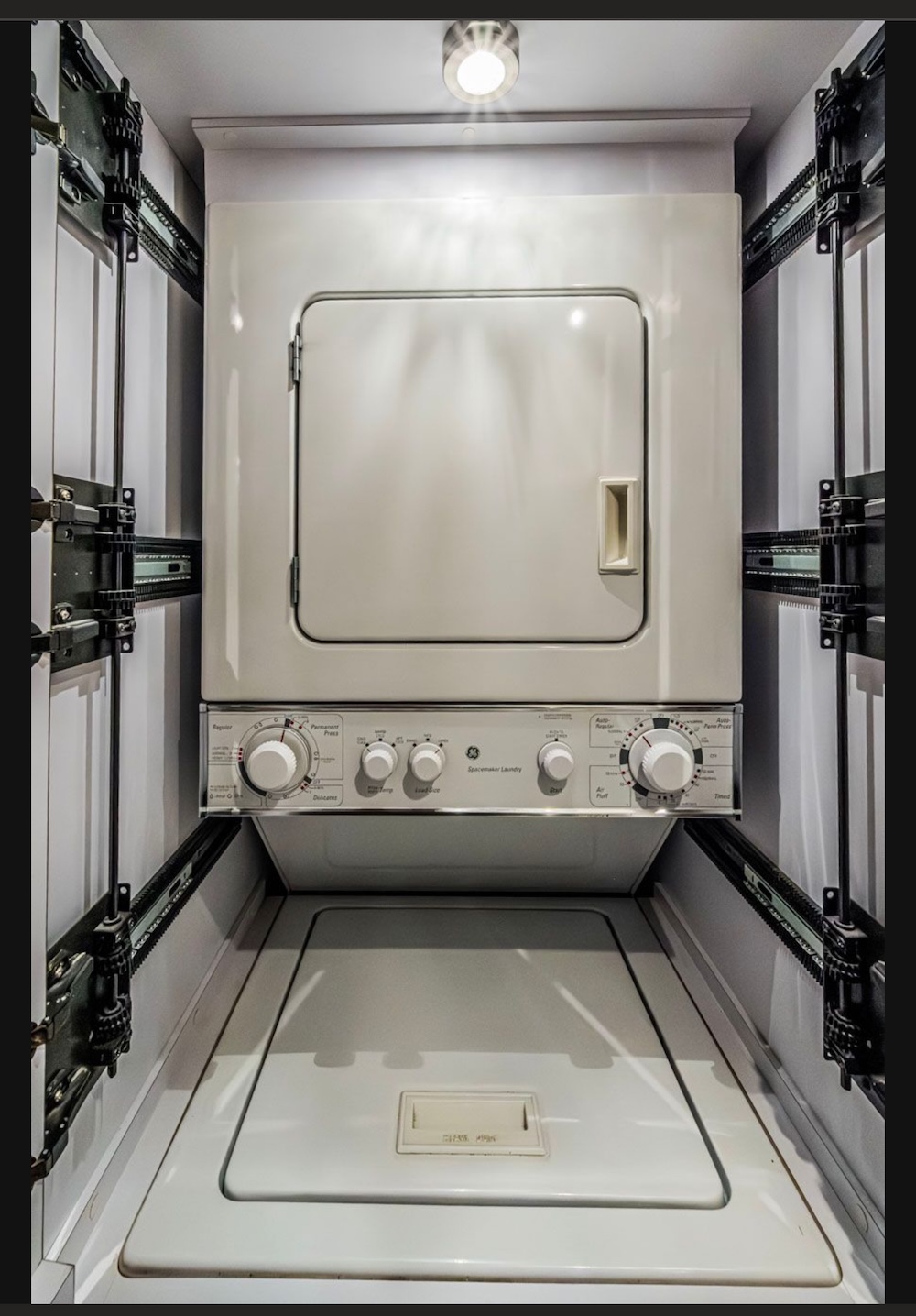 2008 Prevost Parliament XLII For Sale