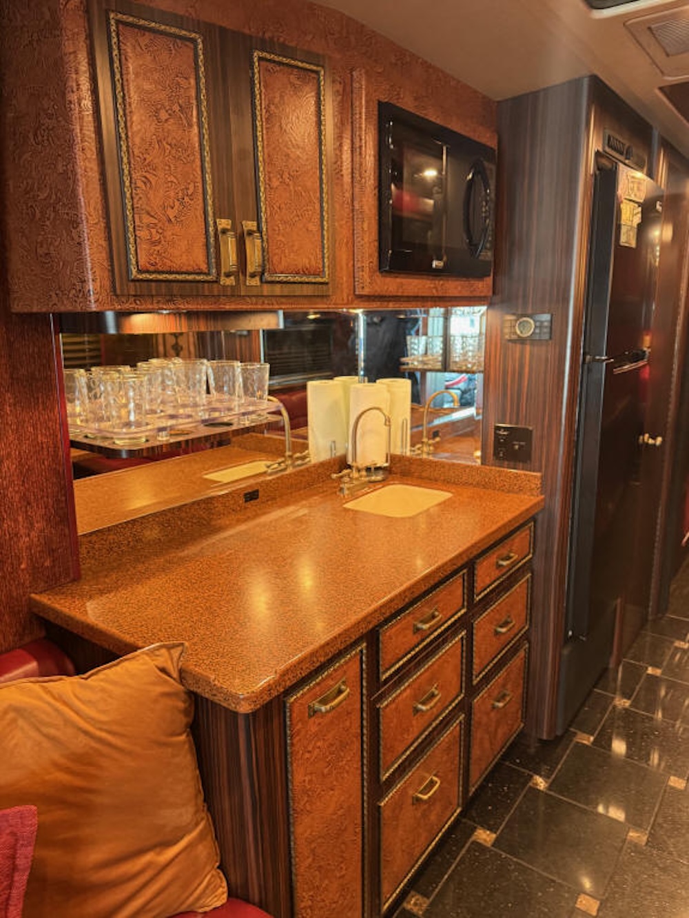 2008 Prevost XLII For Sale