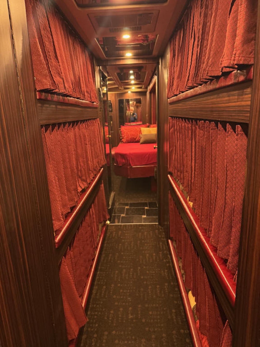 2008 Prevost XLII For Sale