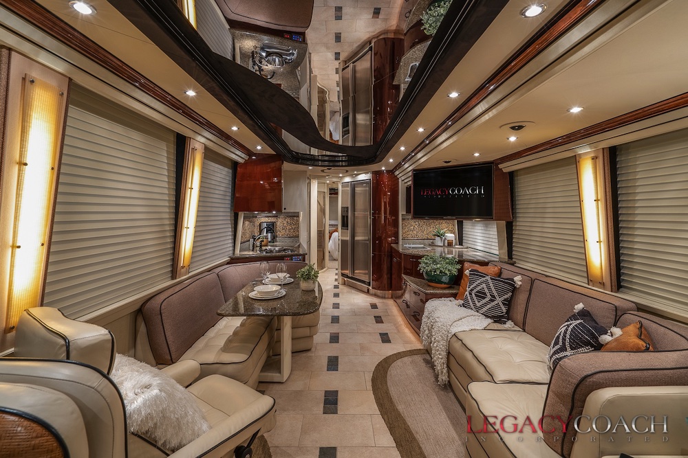 2008 Prevost Country Coach XLII For Sale