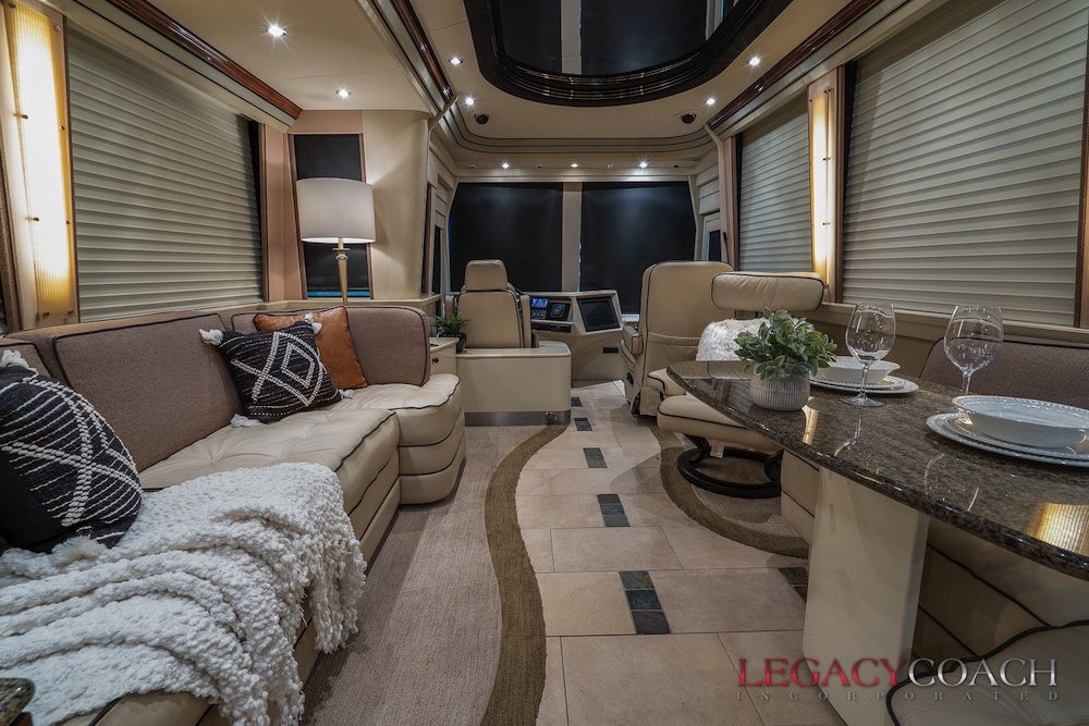 2008 Prevost Country Coach XLII For Sale