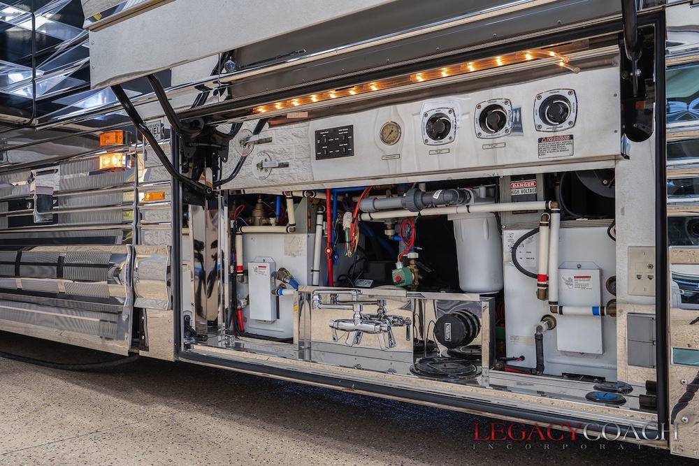 2008 Prevost Country Coach XLII For Sale