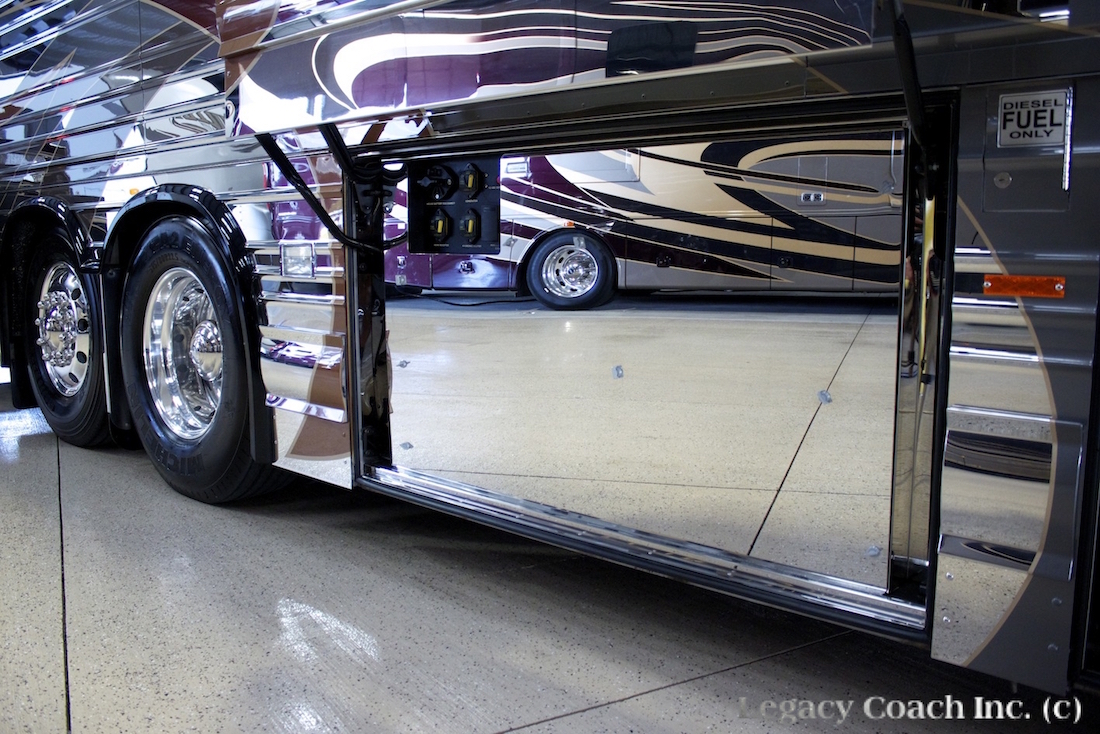 2009 Prevost Country Coach XLII For Sale