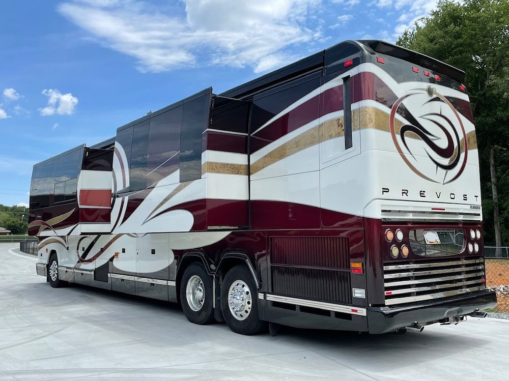 2009 Prevost Featherlite H3-45 For Sale