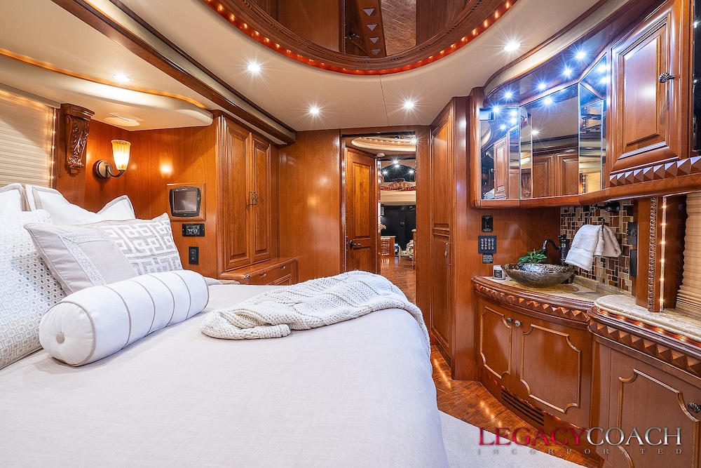 2009 Prevost  Liberty H3-45 For Sale