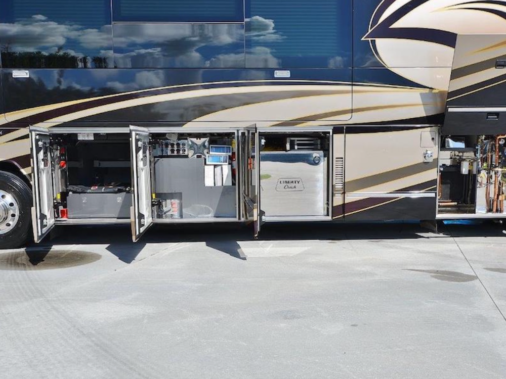 2008 Prevost H3-45 For Sale