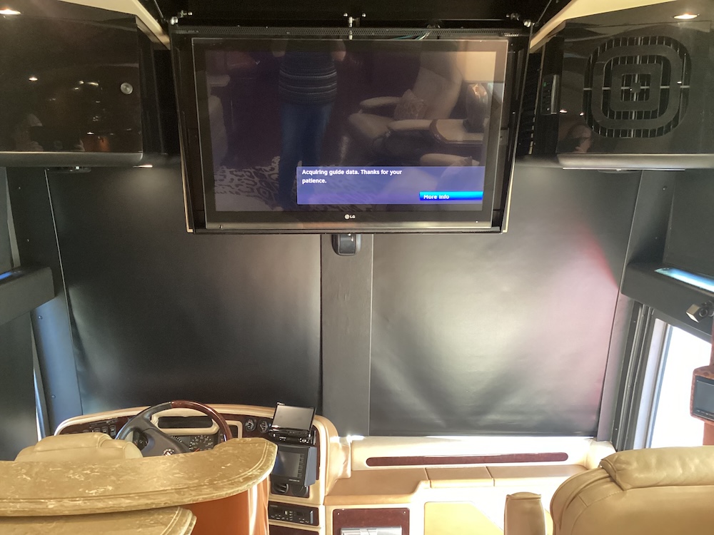 2008 Prevost H3-45 For Sale