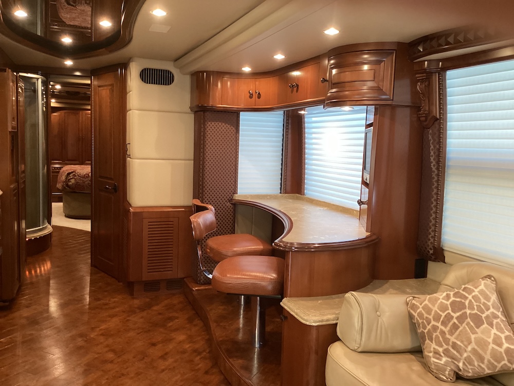 2008 Prevost H3-45 For Sale
