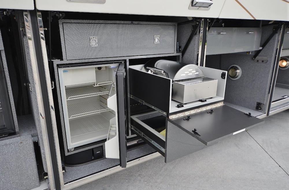 2009 Prevost Liberty H3-45 For Sale