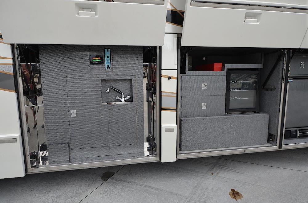 2009 Prevost Liberty H3-45 For Sale