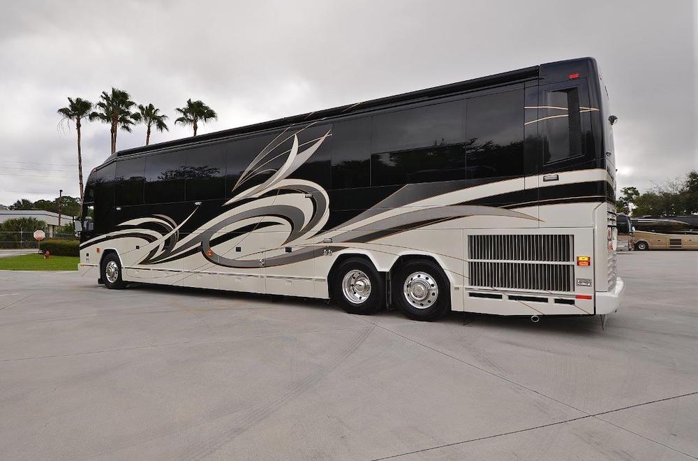 2009 Prevost Liberty H3-45 For Sale
