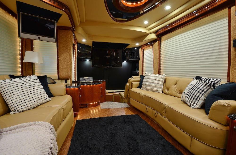 2009 Prevost Liberty H3-45 For Sale