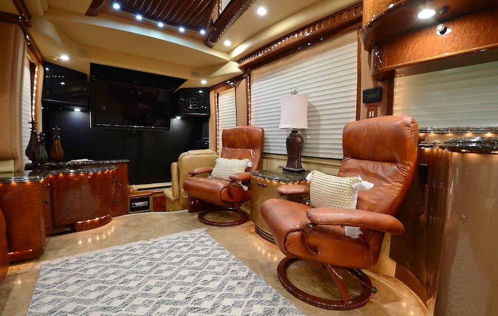 2009 Prevost Liberty H3-45 For Sale