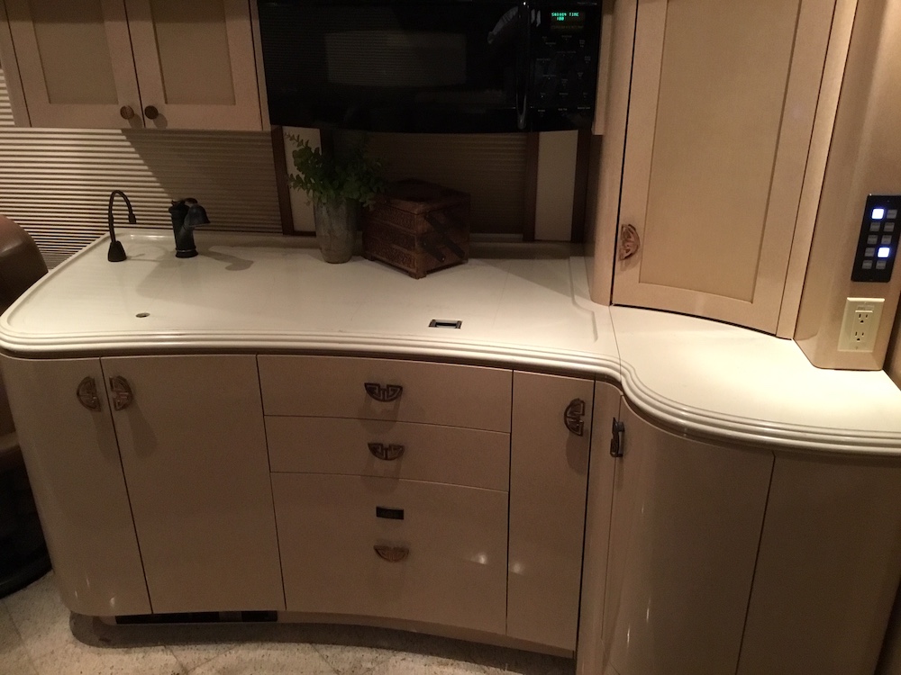 2009 Prevost Marathon H3-45 For Sale
