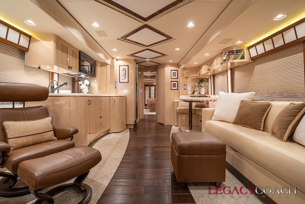 2009 Prevost Marathon  H3-45 For Sale