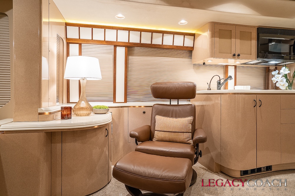 2009 Prevost Marathon  H3-45 For Sale