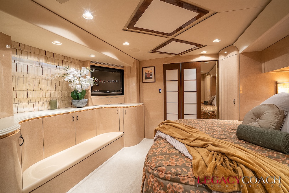 2009 Prevost Marathon  H3-45 For Sale