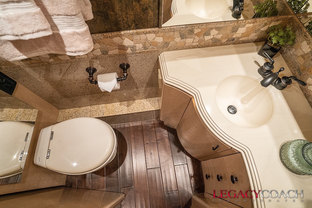 2009 Prevost Marathon  H3-45 For Sale