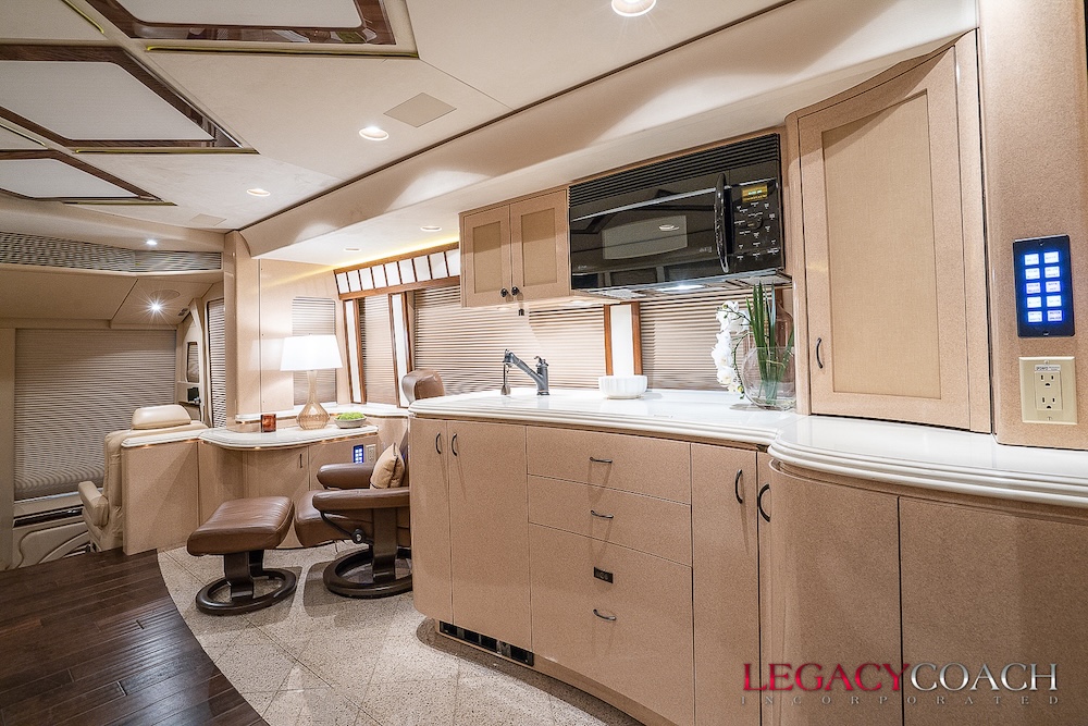 2009 Prevost Marathon  H3-45 For Sale