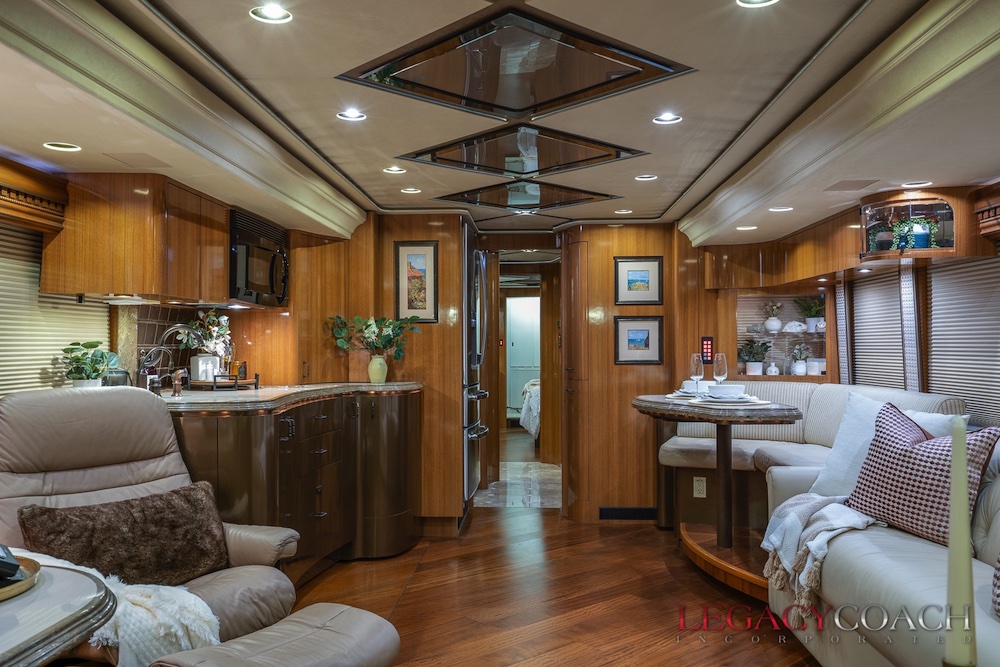 2009 Prevost Marathon H3-45 For Sale