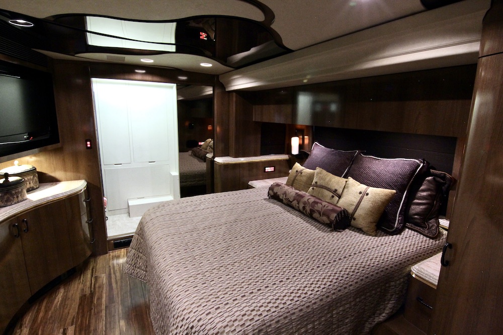 2009 Prevost Marathon H3-45 For Sale