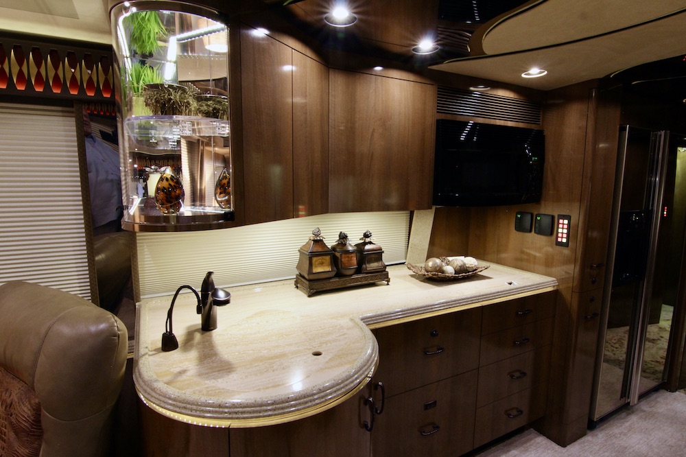 2009 Prevost Marathon H3-45 For Sale