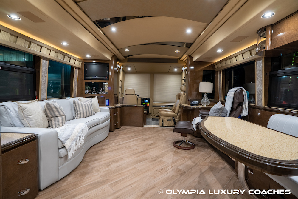 2009 Prevost Marathon XLII For Sale