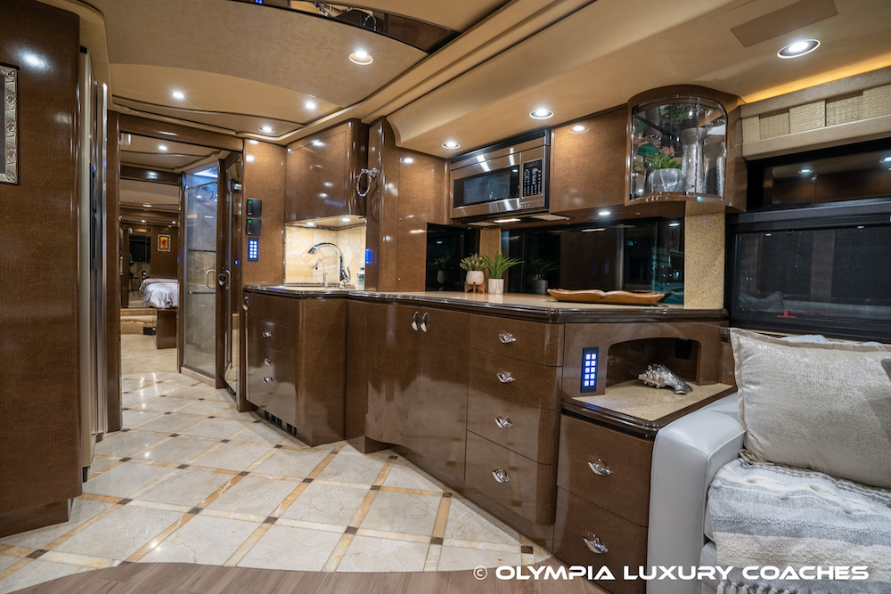 2009 Prevost Marathon XLII For Sale