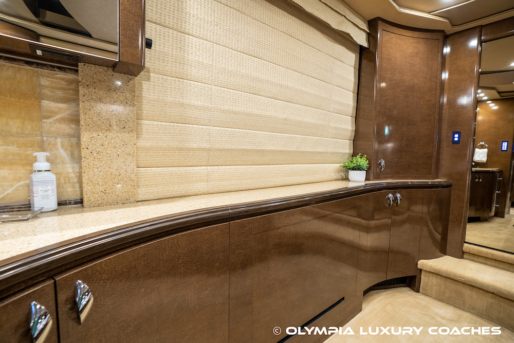 2009 Prevost Marathon XLII For Sale