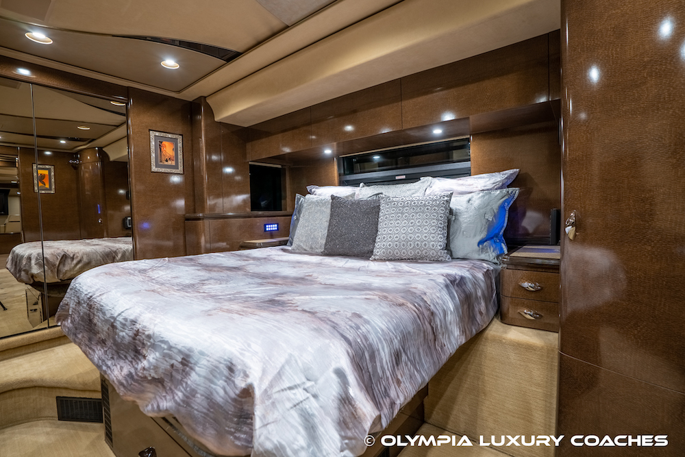 2009 Prevost Marathon XLII For Sale