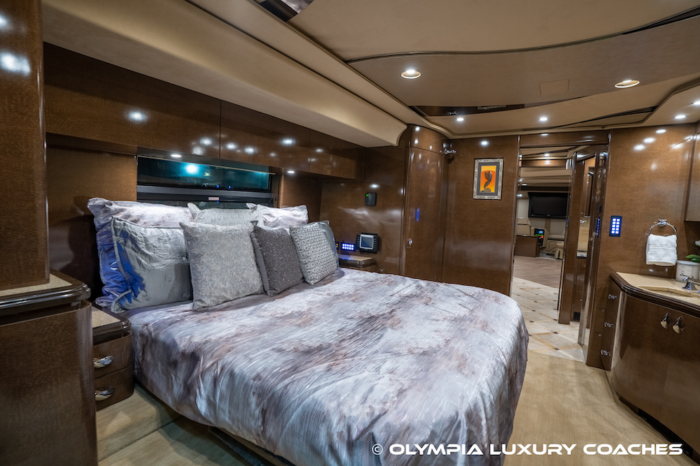 2009 Prevost Marathon XLII For Sale