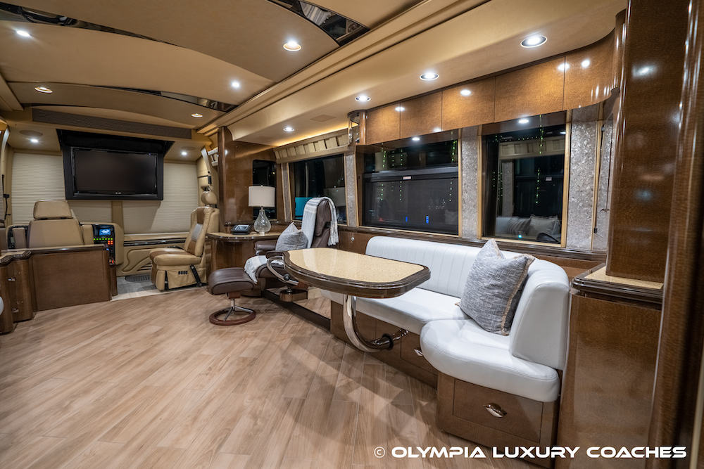 2009 Prevost Marathon XLII For Sale