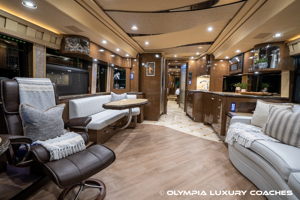 2009 Prevost Marathon XLII For Sale