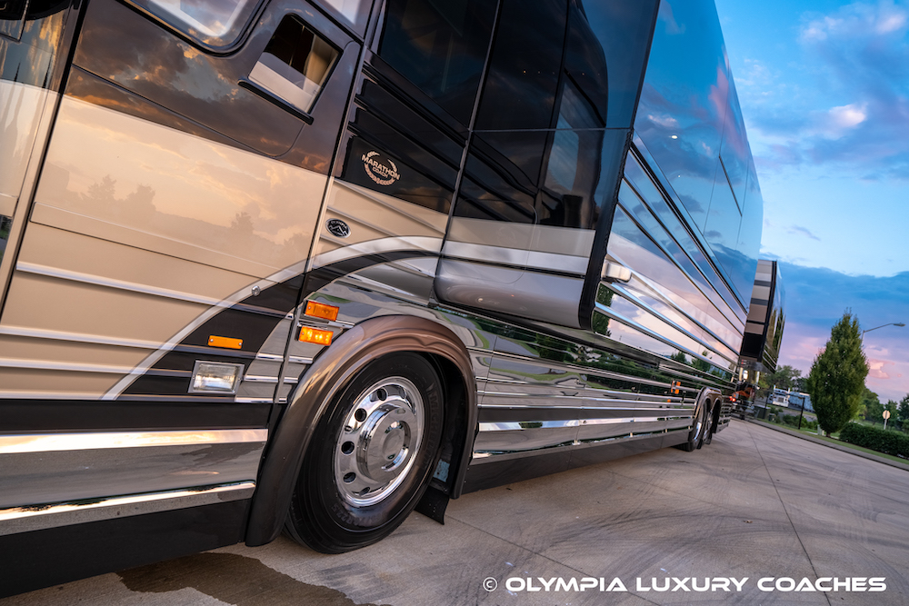 2009 Prevost Marathon XLII For Sale